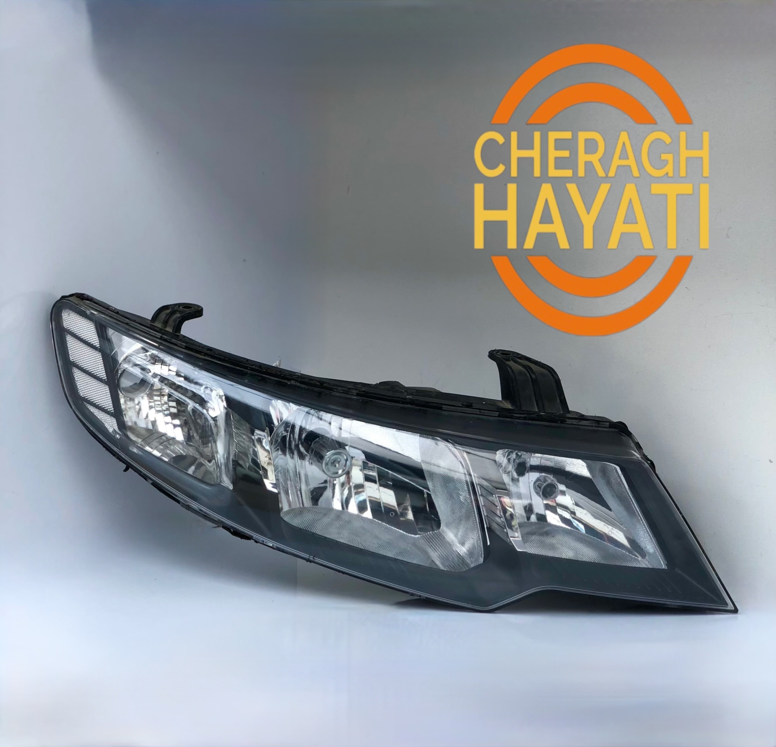 چراغ جلو سراتو