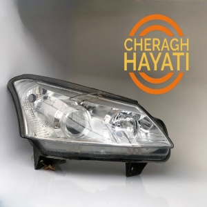 چراغ جلو ام وی ام ۵۵۰