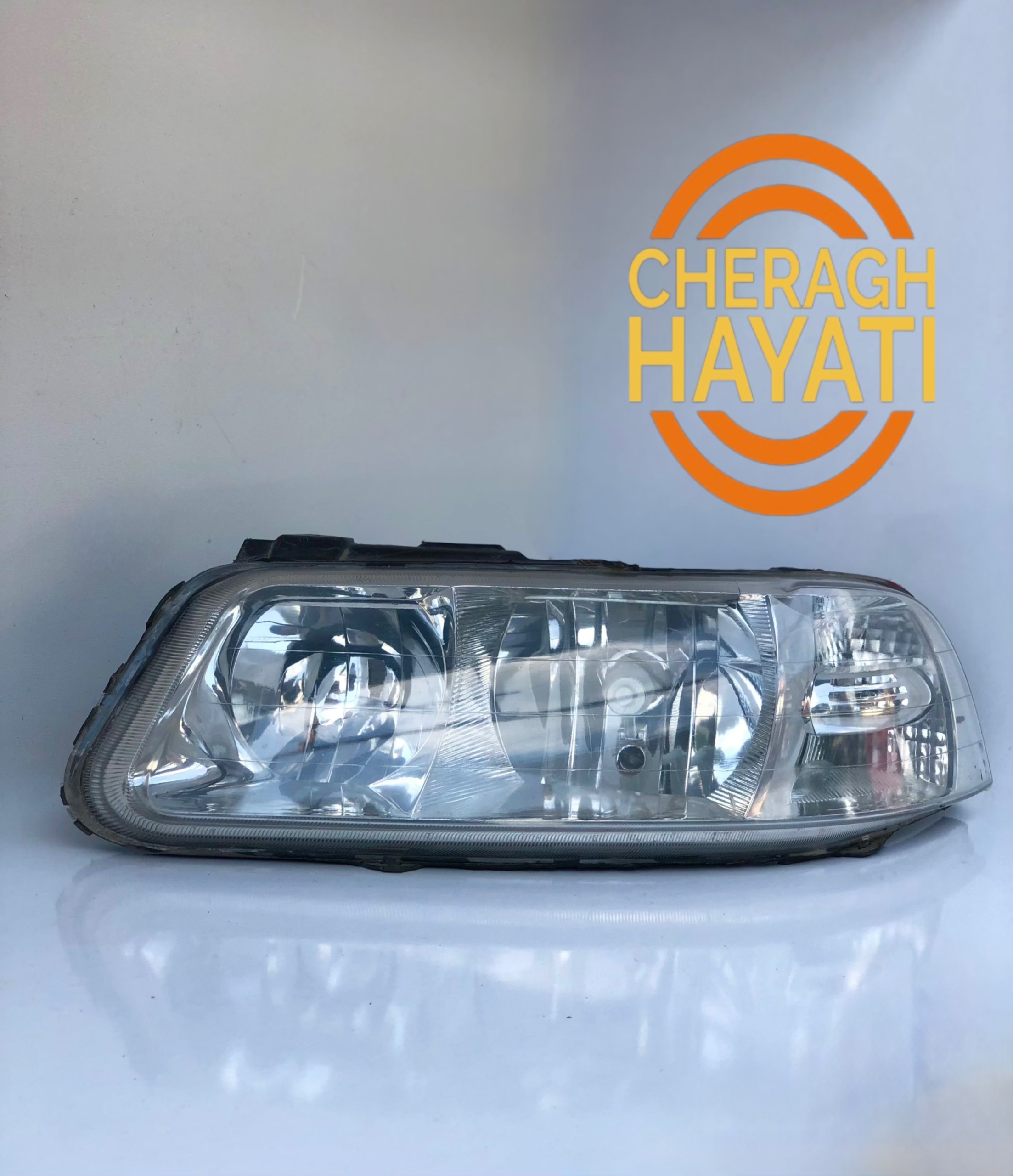 چراغ جلو گل