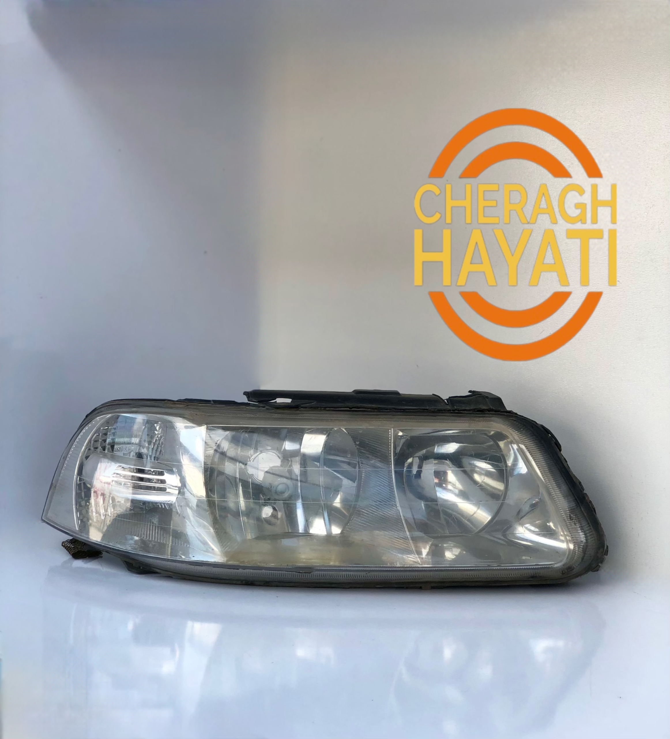 چراغ جلو گل - تصویر 2