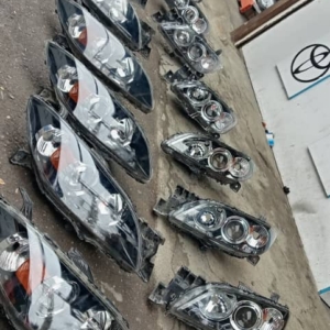 چراغ جلو مزدا 3